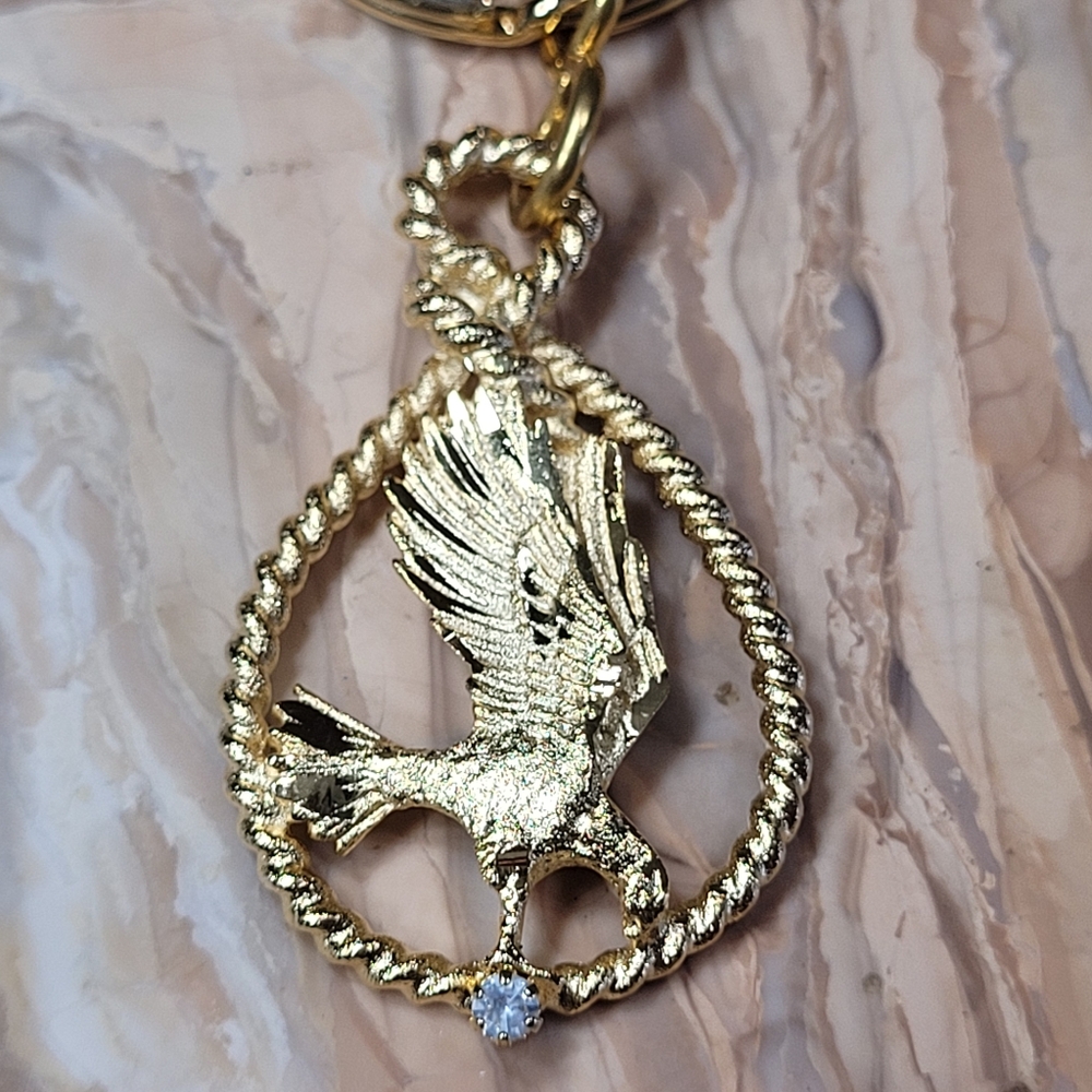 Gold Eagle Keychain - Picture 3 of 9